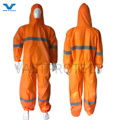 EN1149 Coverall 56GSM Mikroporös USA PPE Einweggerät mit orangefarbenem Reflektorband