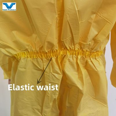 Gewässert Gelb Einweggedruckter Chemikalienbeständiger Schutzanzug 175*140cm PP PE