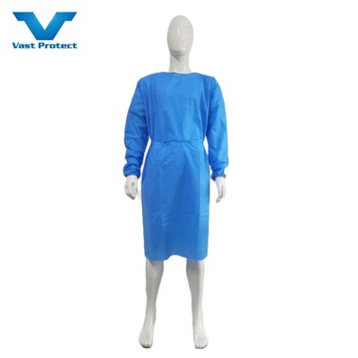 Atmungsaktive SMS-Isolierungskleidung mit gestrickten Manschetten Flüssigkeitssicherheit AAMI Level1/2/3 Ausreichende Versorgung 45GSM Blau