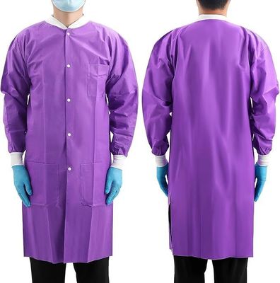 Einwegjacke Labormantel mit Etikettzubehör und offenen Frontstruktur aus PPE